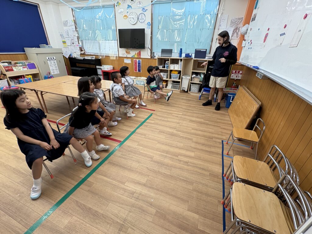 岡崎校 Discover Phonics】 Yummy! Yuckey!! アフタースクール幼児